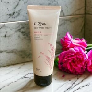 The Face Shop  Korean Rice Water Bright Foaming Cleanser